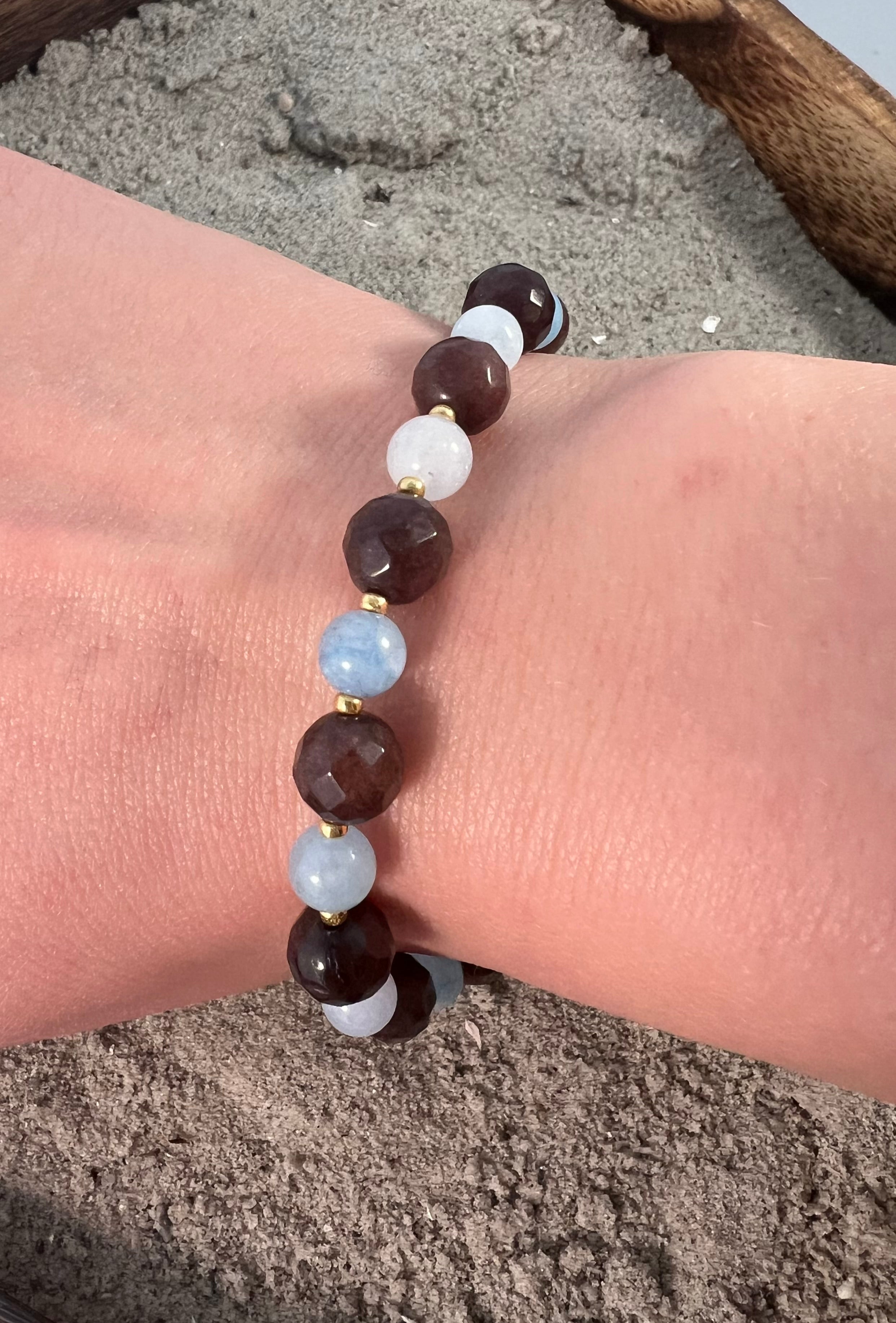 Armbånd lyseblå/brune sten